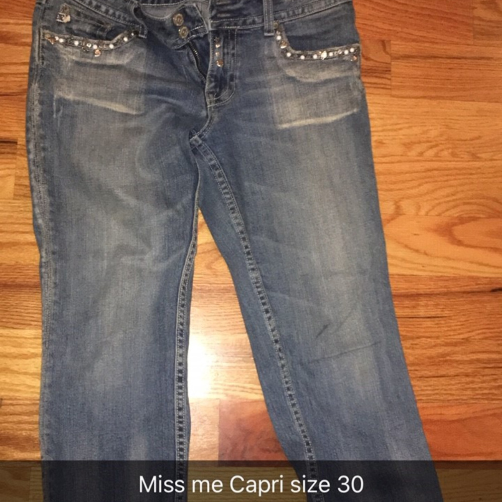 Miss me Capri size 30